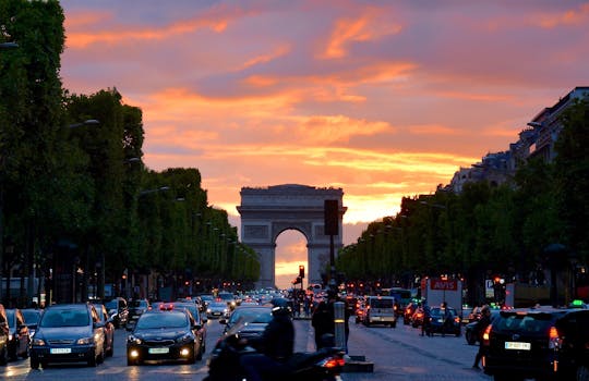 Parisian Chic and Crystal Views at Maison de Plume